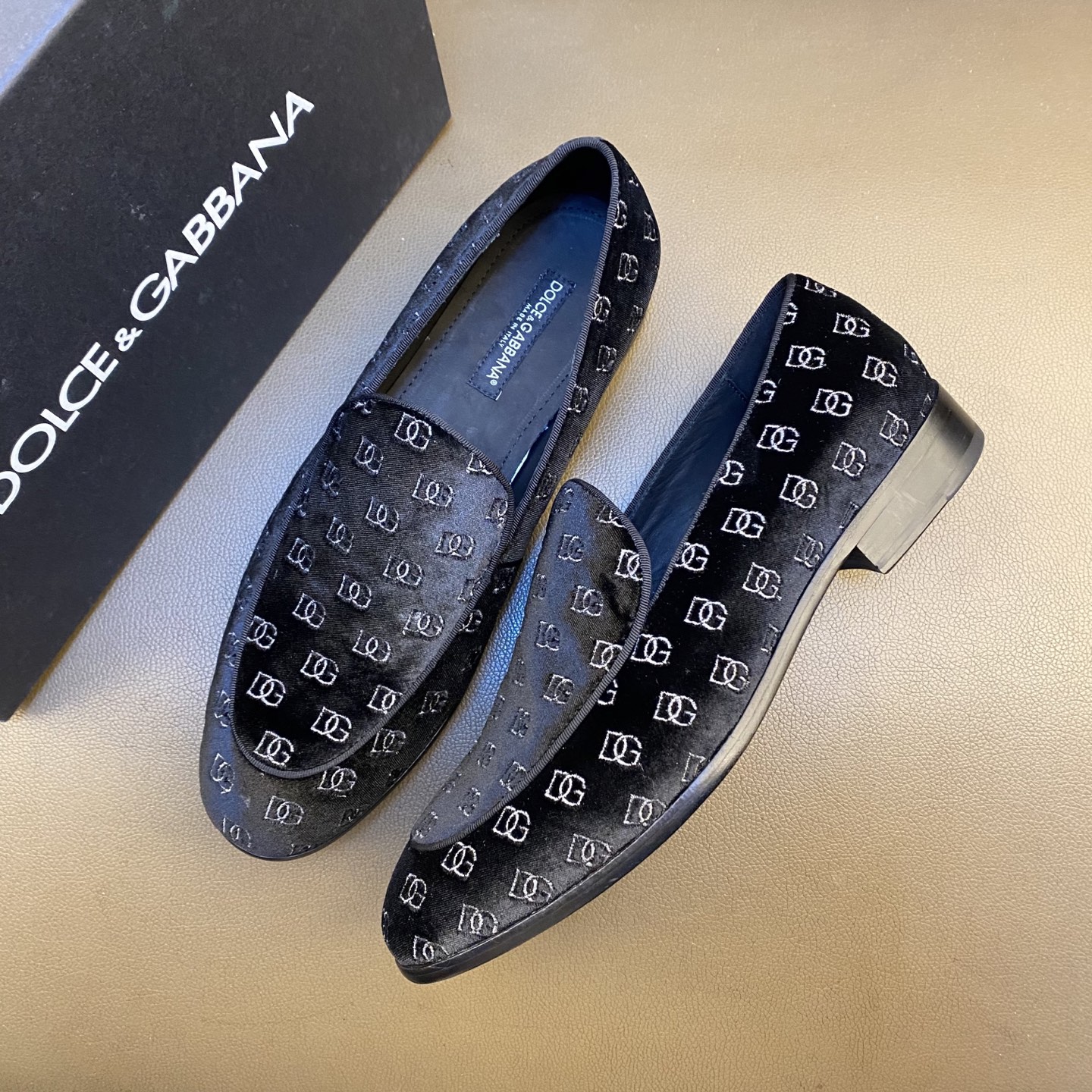 olce & Gabbana shoe
